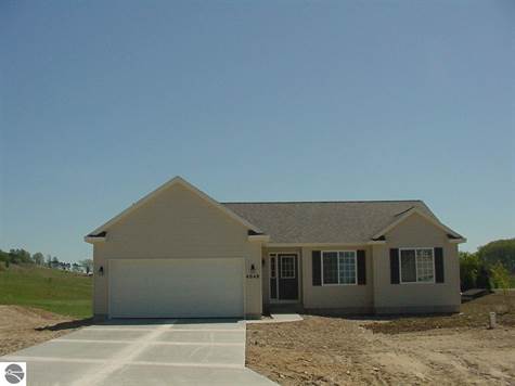 SOLD – 7421 E Meadows Drive